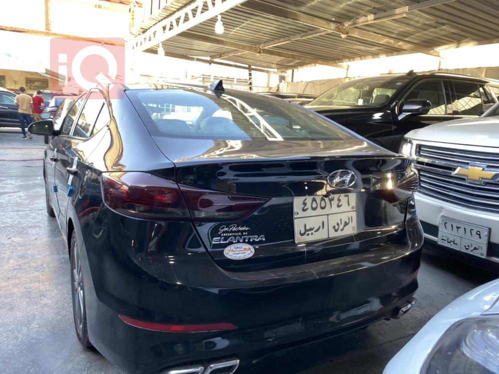 هیوندای ئەلەنترا